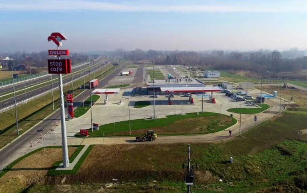 Gdzie zjeść na autostradzie A1? Najlepsze miejsca na posiłek