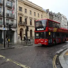 Ile jedzie autokar do Londynu? Sprawdź czas podróży i więcej informacji