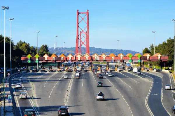 Jak płacić za autostrady w Portugalii bez zbędnych problemów?