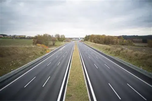Jakie pojazdy na autostradzie? Sprawdź, co możesz wziąć ze sobą